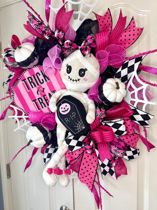 Truck or Treat Mummy girl wreath